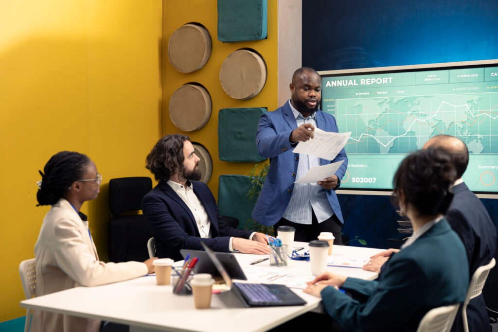 corporate employees review transactional info to improve customer satisfaction corporate employees review transactional info to improve customer satisfaction